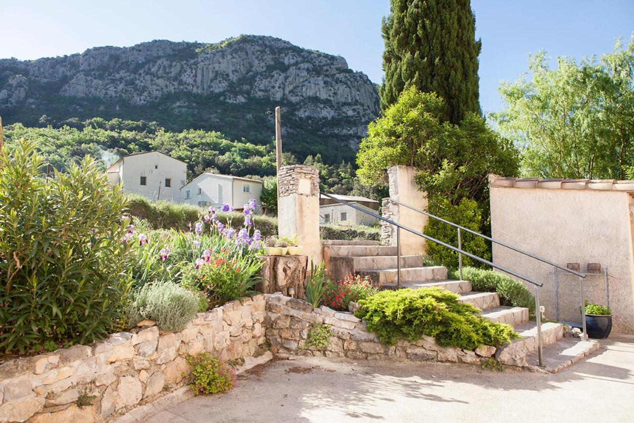 Auberge De La Vallee Saint-Jean-de-Buèges Екстериор снимка