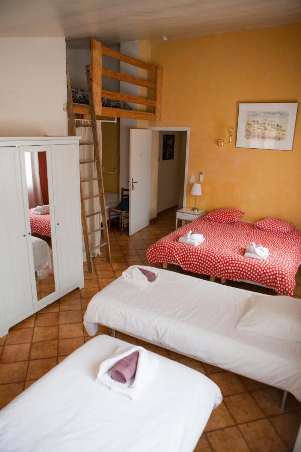 Auberge De La Vallee Saint-Jean-de-Buèges Екстериор снимка